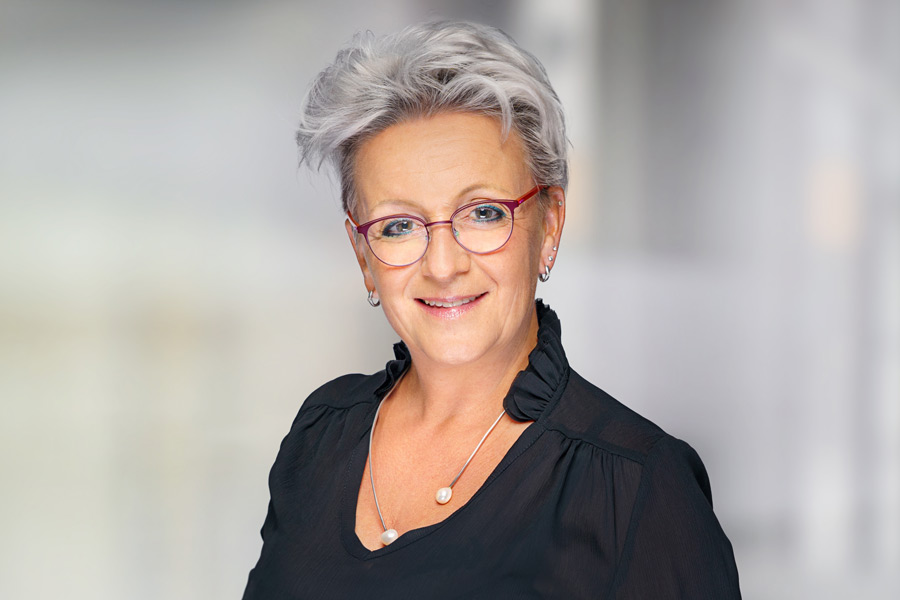 ingrid pfeiffer portrait